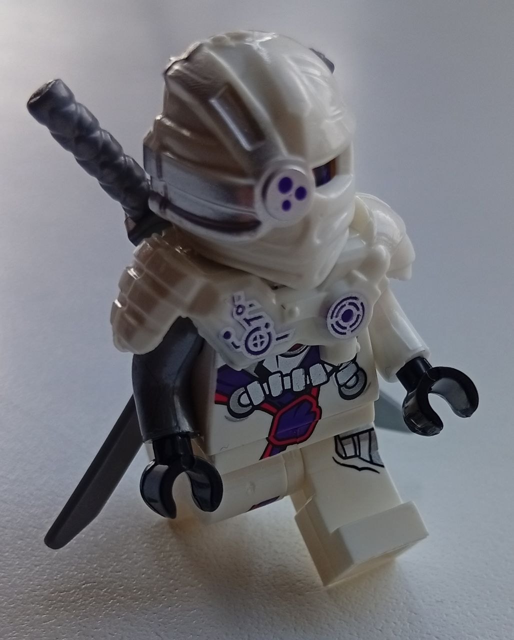 ⚡ Білий Ніндроїд ⚡